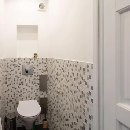 #39 Old Town Suite 3 Bdr Ac Balcony 5Mins Walk To Sea Nice Exterior photo